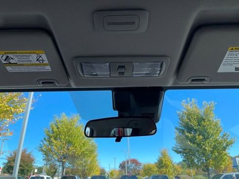 New 2025 Nissan Frontier SV image 20