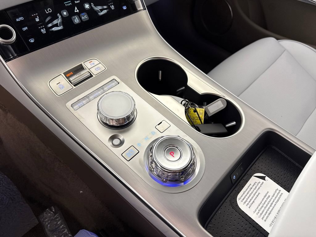 New 2026 Genesis GV70 2.5T Advanced AWD/4WD image 23