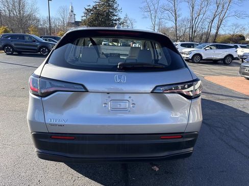 Used 2023 Honda HR-V LX image 4