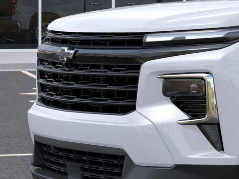 New 2026 Chevrolet Traverse LT w/ Midnight/Sport Edition image 13