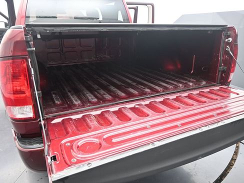 Used 2018 RAM 1500 Express w/ Express Value Package AWD/4WD image 18