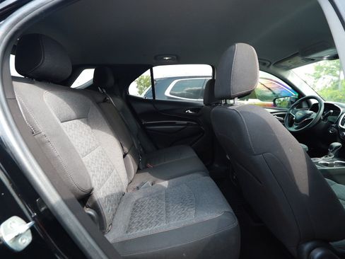 Used 2022 Chevrolet Equinox LT AWD/4WD image 18