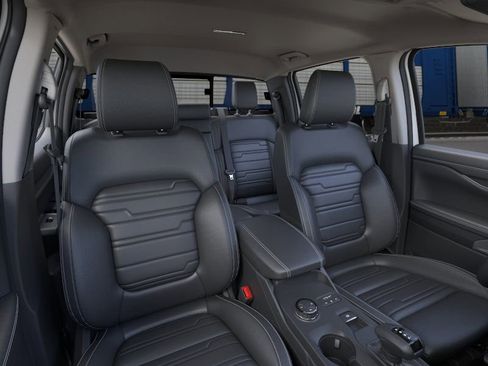 New 2025 Ford Ranger Lariat w/ FX4 Off-Road Package image 10