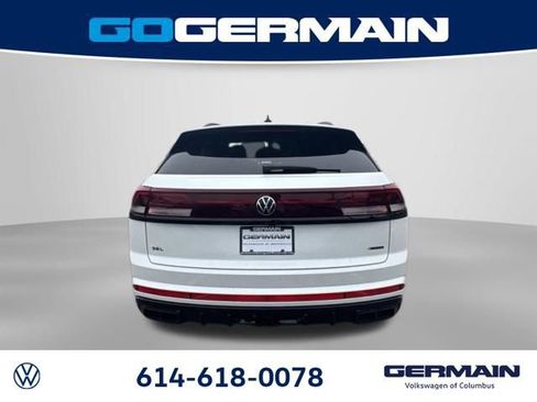 New 2026 Volkswagen Atlas Cross Sport SEL R-Line AWD/4WD image 8