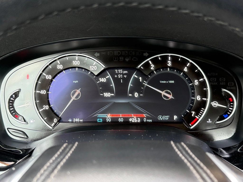 Used 2018 BMW 530i xDrive AWD/4WD image 35