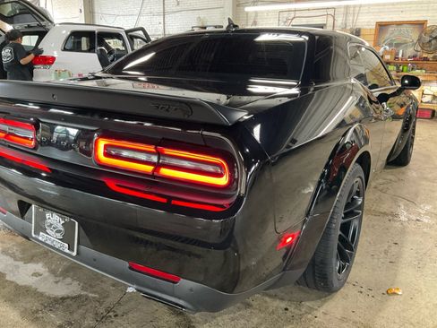 Used 2022 Dodge Challenger SRT Hellcat RWD image 24
