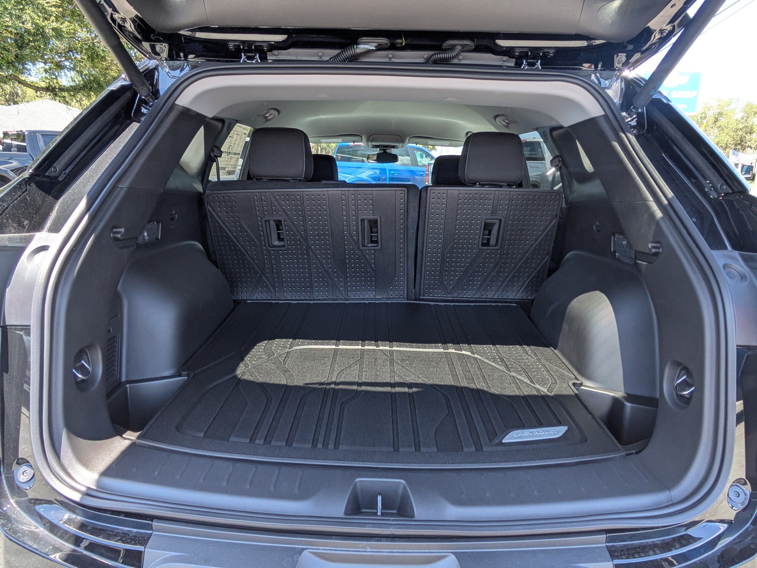 New 2026 Chevrolet Blazer LT w/ Convenience Package FWD image 13