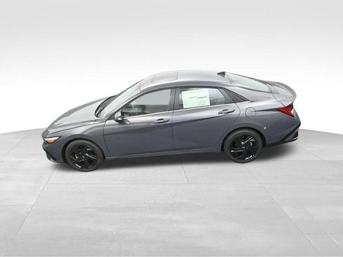 New 2026 Hyundai Elantra SEL Sport Premium FWD image 25