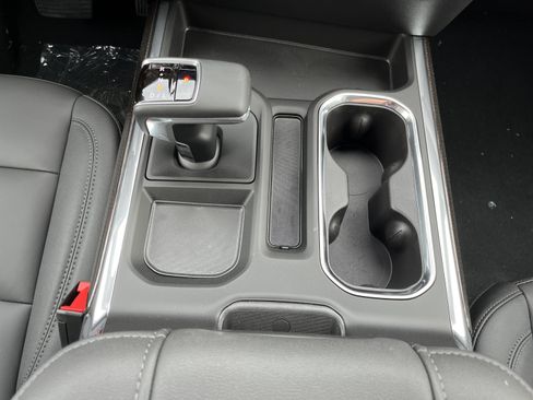 New 2026 Chevrolet Silverado 1500 RST w/ Redline Edition AWD/4WD image 25