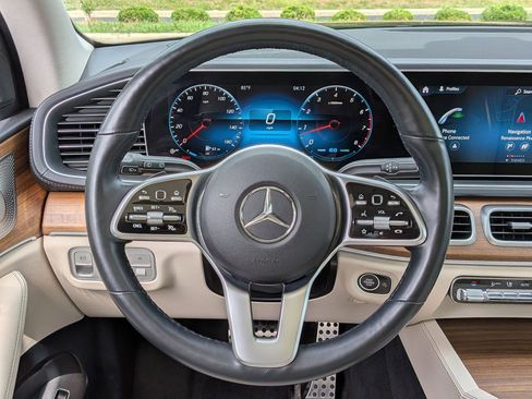 Used 2023 Mercedes-Benz GLS 450 4MATIC w/ AMG Line Exterior image 13