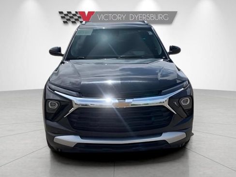 Used 2025 Chevrolet TrailBlazer LT AWD/4WD image 3