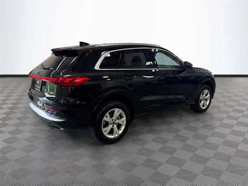 Certified 2025 Audi Q5 Premium w/ Convenience Package AWD/4WD image 7