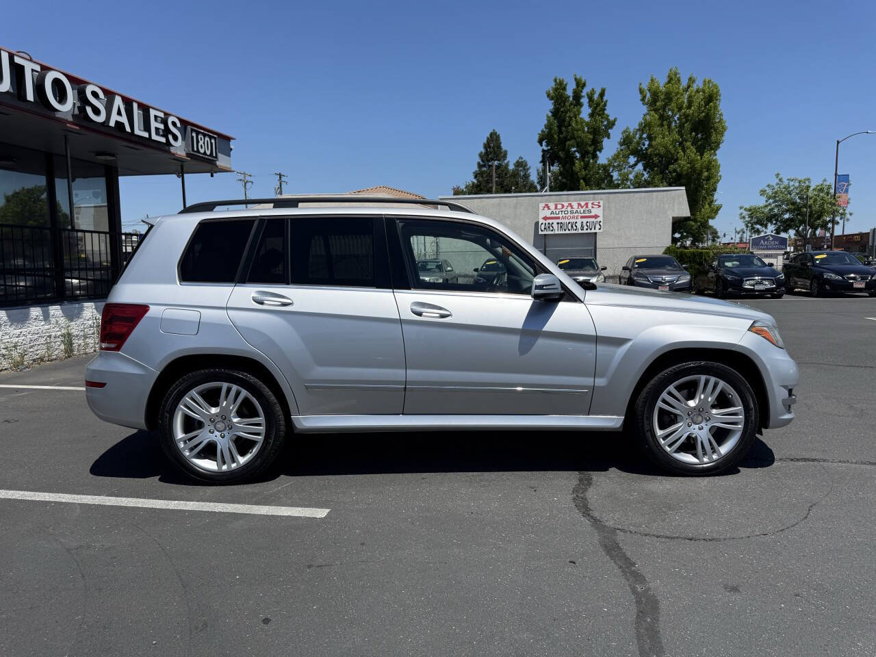 Used 2013 Mercedes-Benz GLK 350 4MATIC image 2