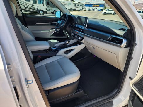Used 2021 Kia Telluride S AWD/4WD image 13