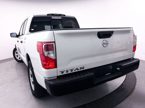 Used 2018 Nissan Titan S RWD image 7