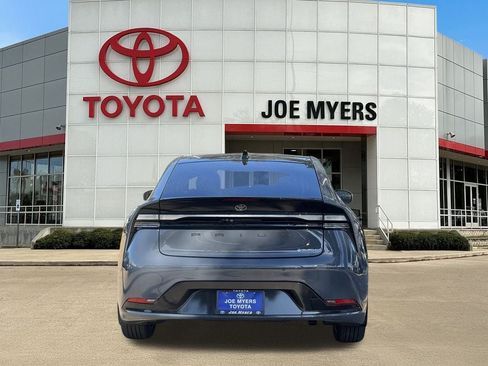 New 2026 Toyota Prius Plug-In Hybrid w/ Limited Premium Package FWD image 6