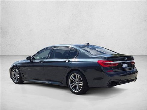 Used 2017 BMW 740i RWD image 7