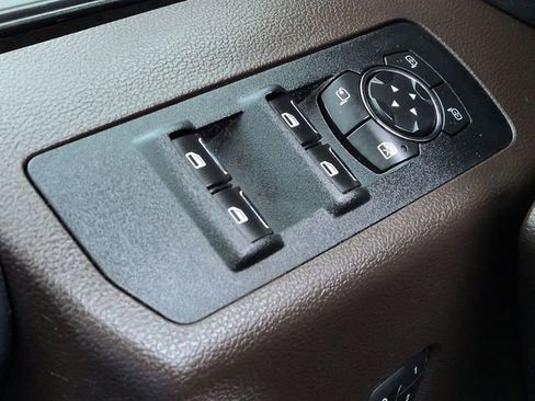 Used 2018 Ford F150 King Ranch w/ Equipment Group 601A Luxury image 28