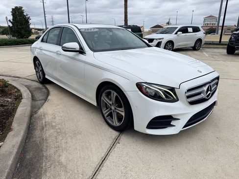Used 2017 Mercedes-Benz E 300 image 4
