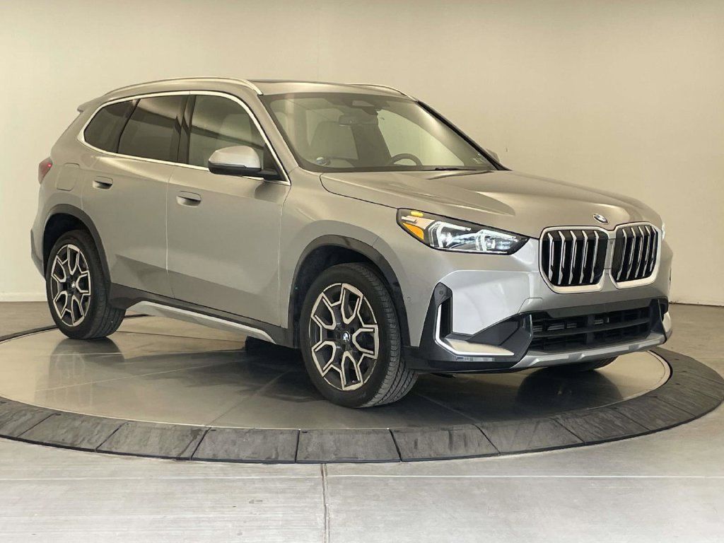 Used 2025 BMW X1 xDrive28i w/ Convenience Package AWD/4WD image 7