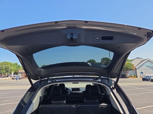 Used 2023 Acura MDX w/ Advance Package AWD/4WD image 18