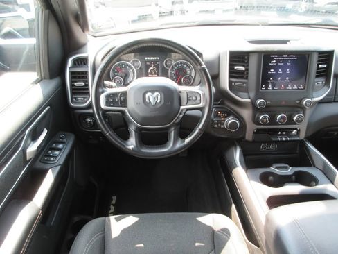 Used 2020 RAM 1500 Big Horn AWD/4WD image 16
