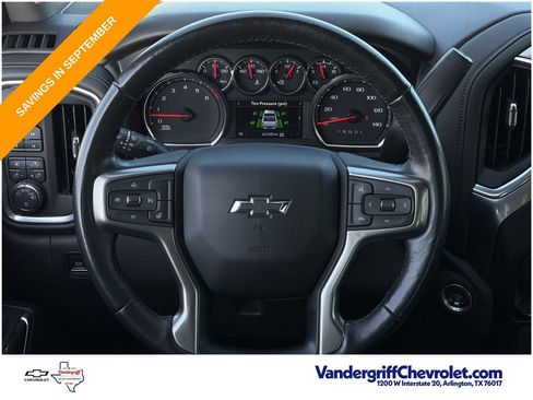 Used 2021 Chevrolet Silverado 1500 LT Trail Boss w/ LPO, Dark Essentials Package AWD/4WD image 11