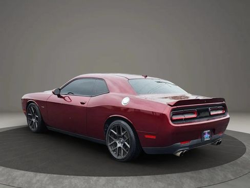 Used 2017 Dodge Challenger R/T Plus RWD image 3