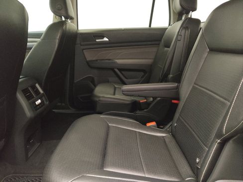 Used 2021 Volkswagen Atlas SEL R-Line AWD/4WD image 18