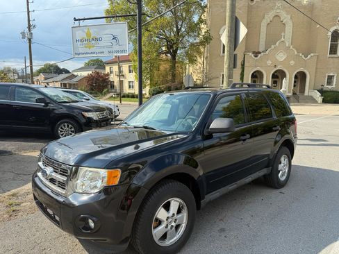 Used 2012 Ford Escape XLT image 1