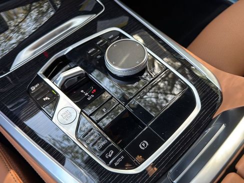 New 2026 BMW X5 xDrive40i w/ M Sport Package image 16