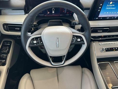 New 2025 Lincoln Aviator Reserve w/ Equipment Group 201A image 13