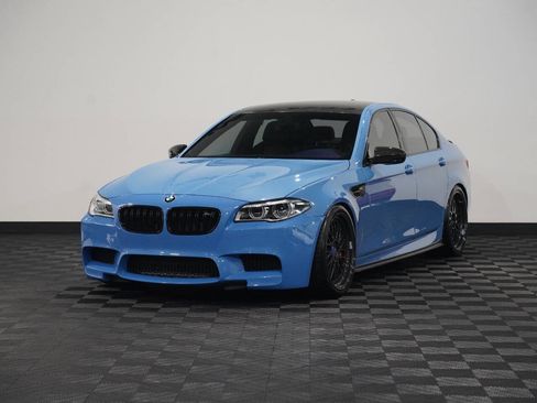 Used 2013 BMW M5 image 3