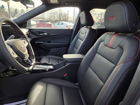 New 2026 Chevrolet Trax RS w/ Sunroof Package image 16