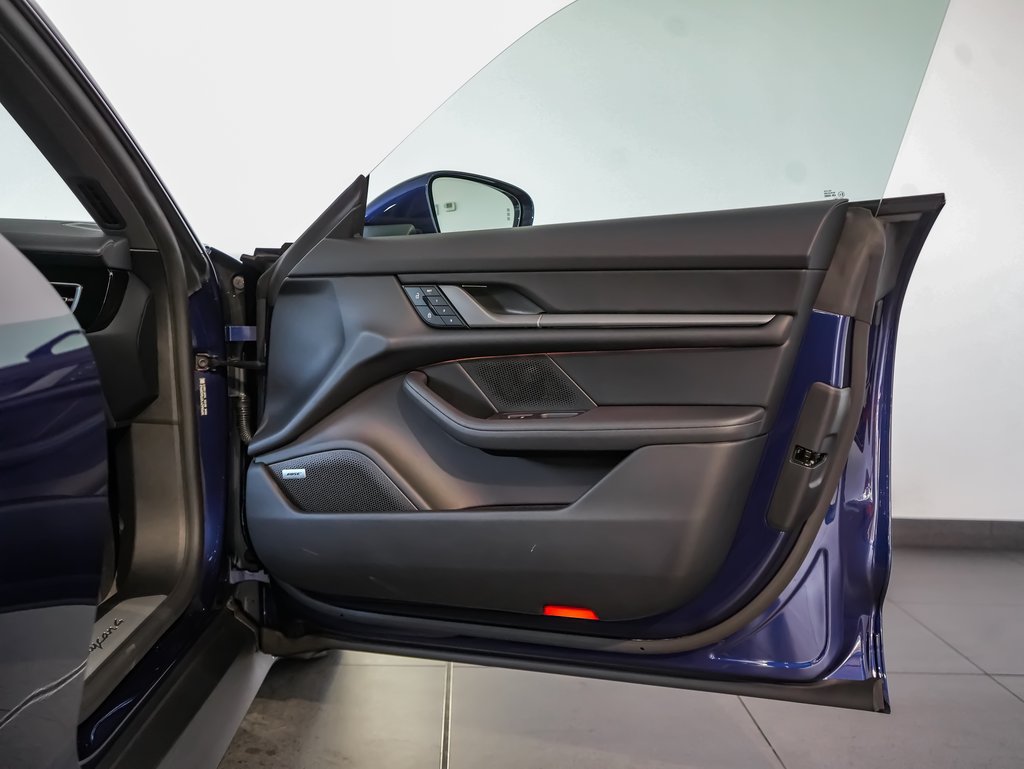 Certified 2026 Porsche Taycan AWD/4WD image 28
