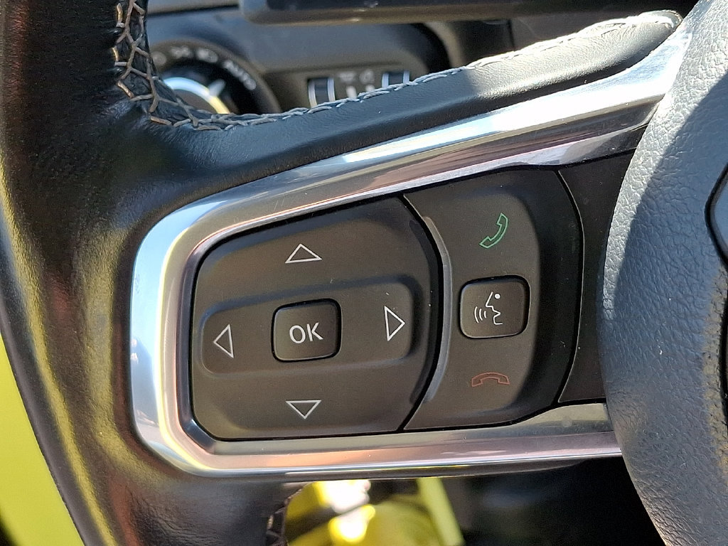 Used 2022 Jeep Wrangler Unlimited Sahara w/ Cold Weather Group AWD/4WD image 21