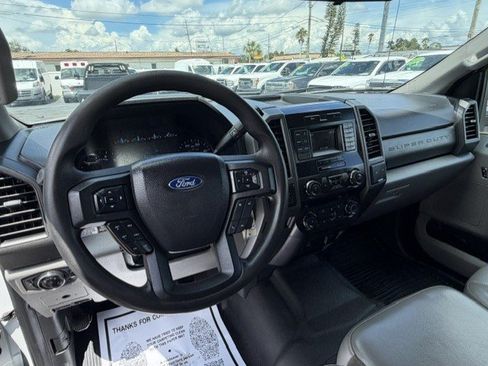 Used 2019 Ford F250 XL w/ Power Equipment Group AWD/4WD image 16