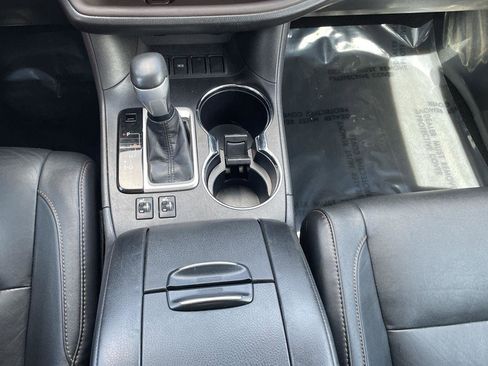 Used 2018 Toyota Highlander XLE image 20