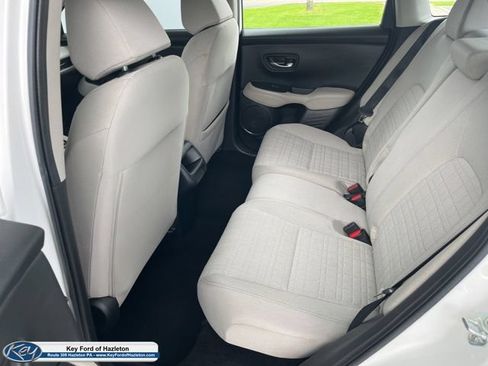 Used 2023 Honda HR-V LX image 18