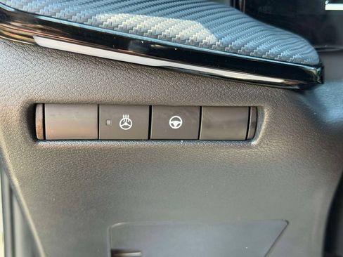 Used 2025 Nissan Kicks SR w/ SR Premium Package AWD/4WD image 22