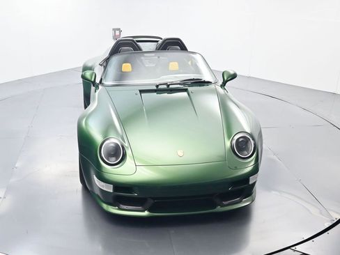 Used 1995 Porsche 911 Carrera RWD image 48