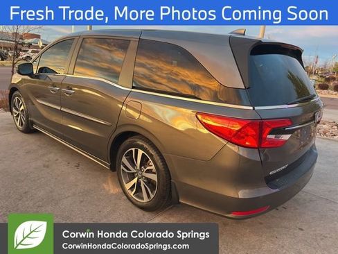 Used 2023 Honda Odyssey Touring image 5