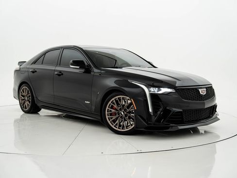 Used 2022 Cadillac CT4 V Blackwing w/ Carbon Fiber 1 Package image 7