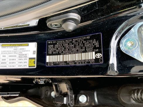 Used 2025 Toyota Corolla SE FWD image 32