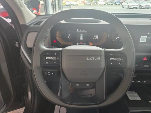 New 2027 Kia Seltos EX w/ EX Panoramic Sunroof Package AWD/4WD image 17