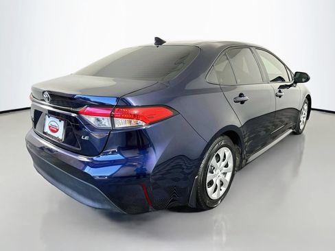 Certified 2025 Toyota Corolla LE FWD image 5