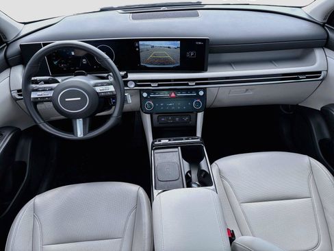 Certified 2025 Hyundai Tucson SEL AWD/4WD image 32