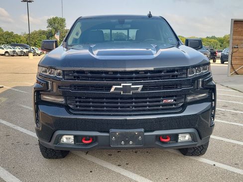Used 2019 Chevrolet Silverado 1500 LT Trail Boss AWD/4WD image 9