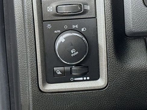 Used 2019 RAM 1500 Tradesman w/ Tradesman SXT Package image 12