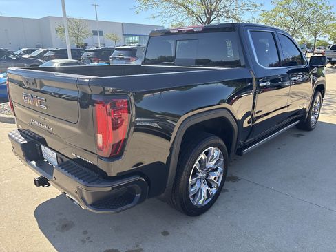 Used 2024 GMC Sierra 1500 Denali w/ Denali Reserve Package AWD/4WD image 8